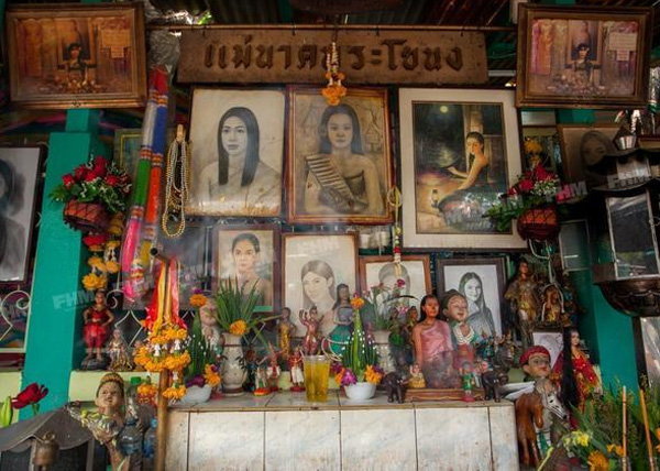 ศาลแม่นาค