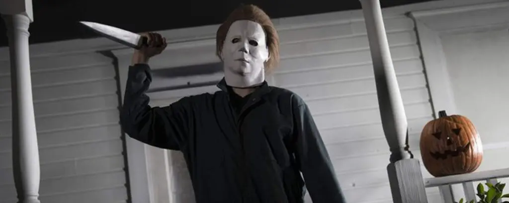 ฝันว่าโดนไล่ฟัน