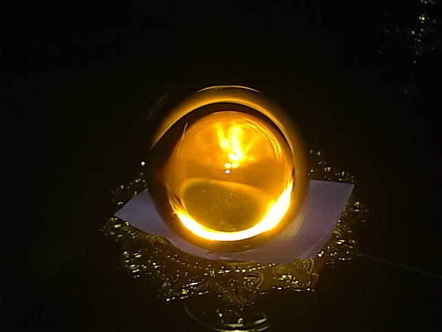 ฝันเห็นลูกแก้วมีแสง